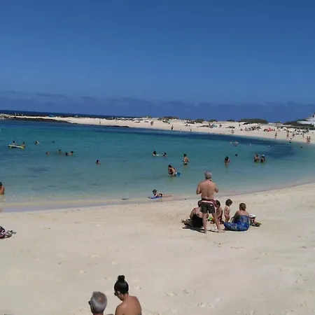 Chalet For 4 People In A Quiet Area In The North Of Fuerteventura Landhuis La Oliva