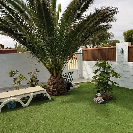 Chalet For 4 People In A Quiet Area In The North Of Fuerteventura Landhuis La Oliva